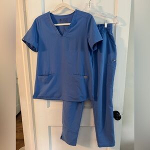 FIGS Women's Ceil Blue Scrub set